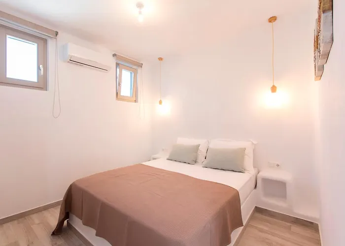 Rocabella Just 100m From Glyfada Villa *